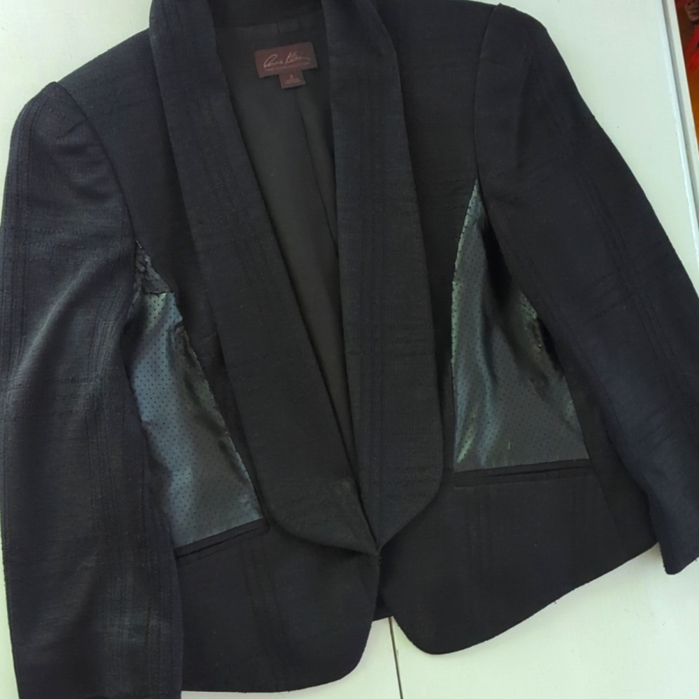 Anne Klein blazer size 2